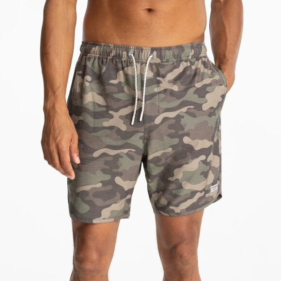 Free Fly Reverb Shorts - Picture 1 of 4